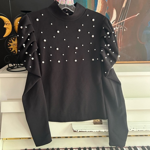 Elegant Black Pearl-Embellished Women's Top M - Picture 14 of 16